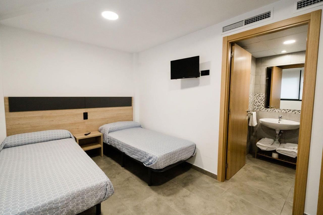 Pension La Buena Vida Каспе Екстер'єр фото